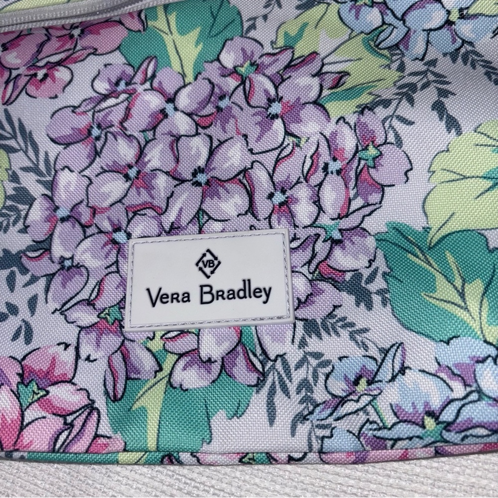Vera Bradley RARE Hydrangeas Water Repellent ECO Crossbody Hipster Bag Archived - Picture 5 of 13